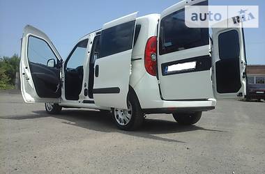 Грузопассажирский фургон Fiat Doblo 2011 в Полтаве