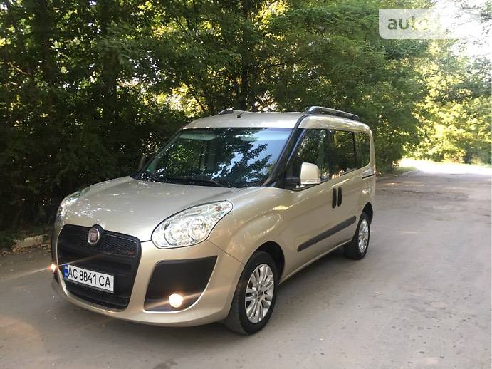 Грузопассажирский фургон Fiat Doblo 2011 в Херсоне