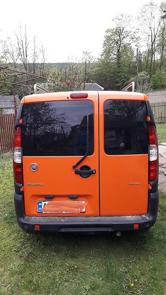 Вантажопасажирський фургон Fiat Doblo 2008 в Івано-Франківську