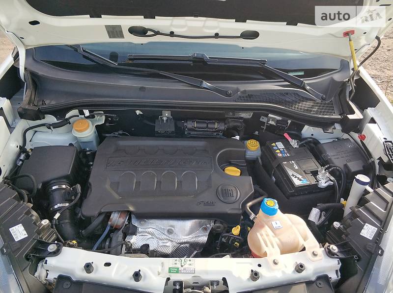 Універсал Fiat Doblo 2016 в Києві фото 9 Універсал Fiat Doblo 2016 в Києві