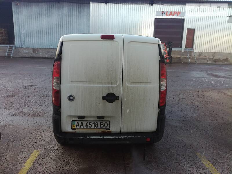 Грузопассажирский фургон Fiat Doblo 2006 в Киеве