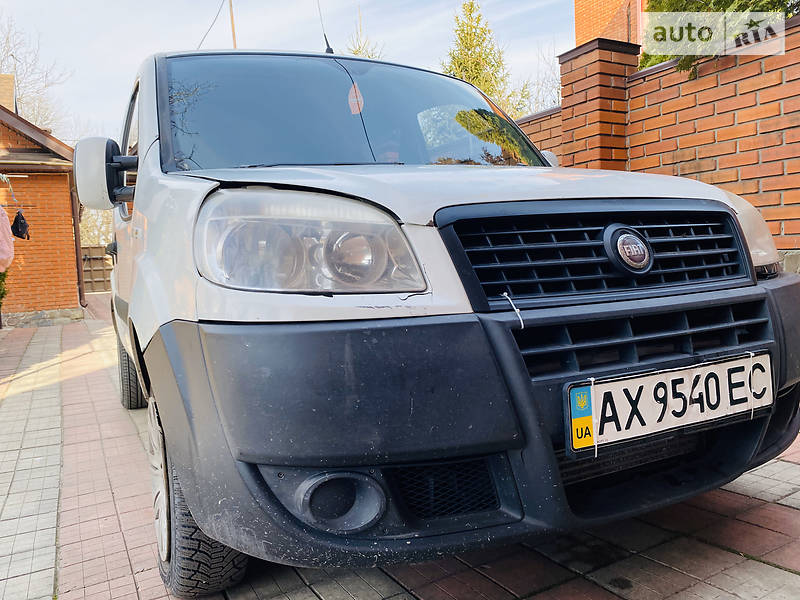 Грузопассажирский фургон Fiat Doblo 2010 в Харькове