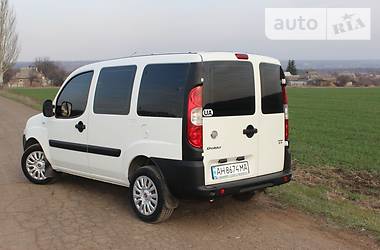Вантажопасажирський фургон Fiat Doblo 2008 в 