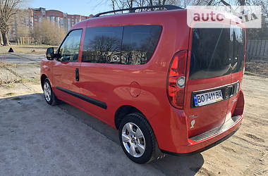 Мінівен Fiat Doblo 2013 в 