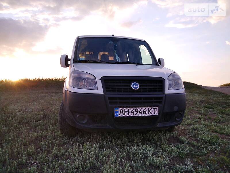 Минивэн Fiat Doblo 2006 в Торецке