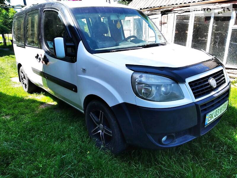 Мінівен Fiat Doblo 2008 в Коростені