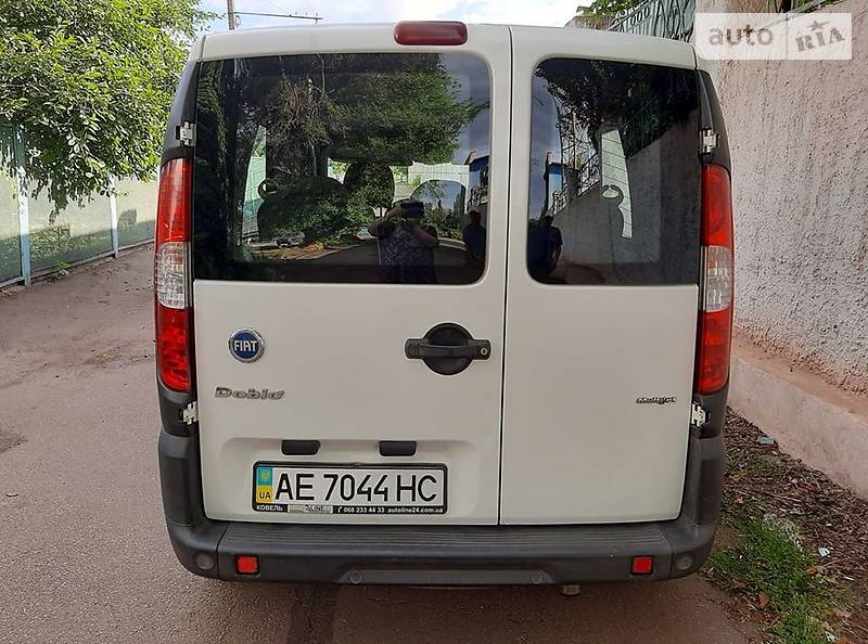 Вантажопасажирський фургон Fiat Doblo 2003 в Кривому Розі