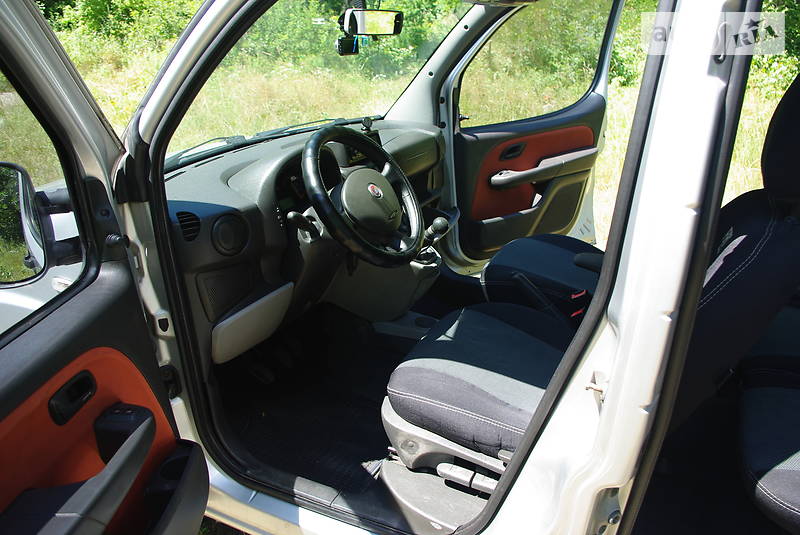 Мінівен Fiat Doblo 2007 в Києві
