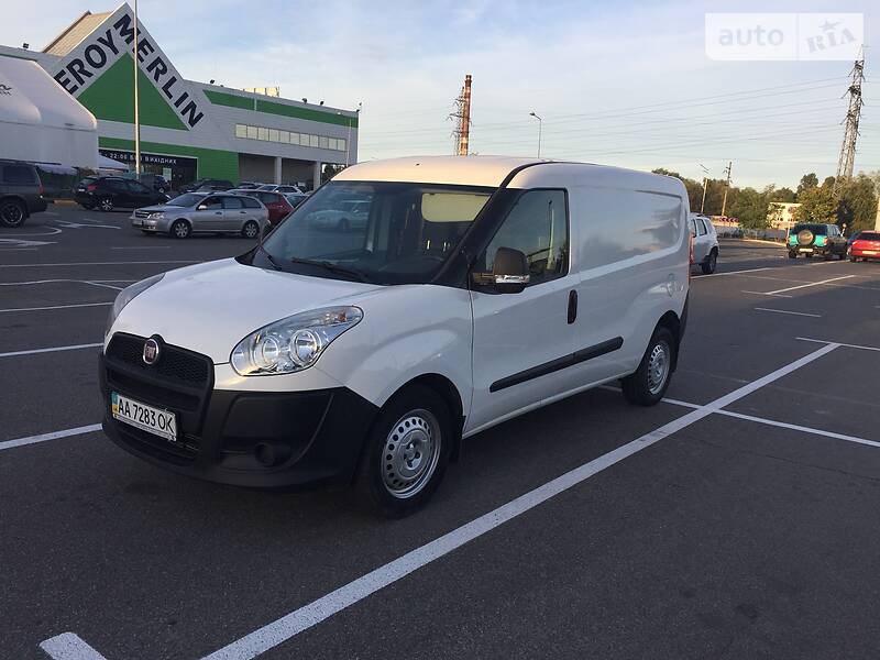 Грузопассажирский фургон Fiat Doblo 2014 в Киеве