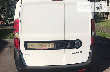 Вантажопасажирський фургон Fiat Doblo 2011 в 