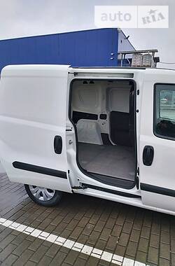 Грузопассажирский фургон Fiat Doblo 2016 в 