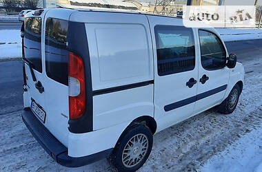 Минивэн Fiat Doblo 2005 в Киеве