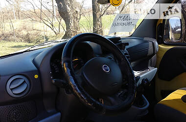 Мінівен Fiat Doblo 2004 в Чернівцях