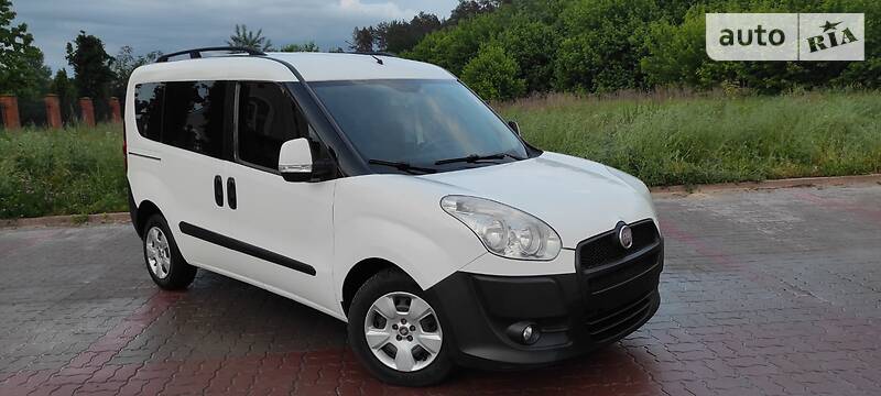 Мінівен Fiat Doblo 2012 в Києві фото 12 Мінівен Fiat Doblo 2012 в Києві