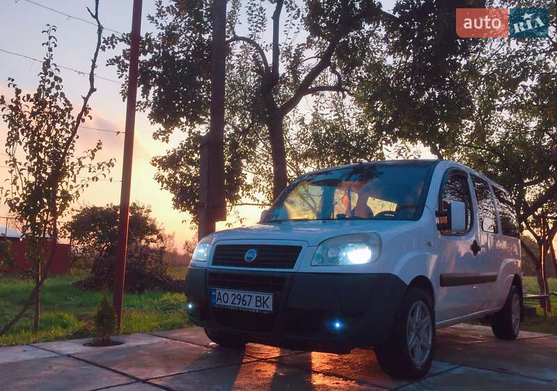 Минивэн Fiat Doblo 2006 в Иршаве