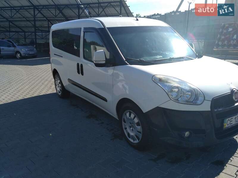Мінівен Fiat Doblo 2010 в Чернівцях