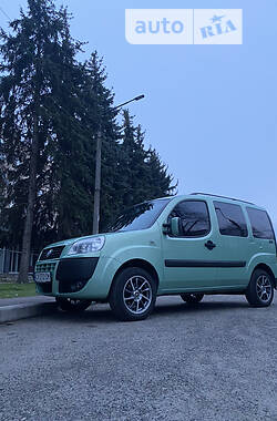 Минивэн Fiat Doblo 2007 в Киеве