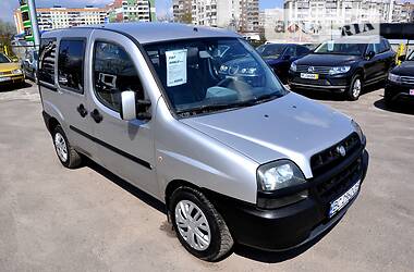 Мінівен Fiat Doblo 2004 в 