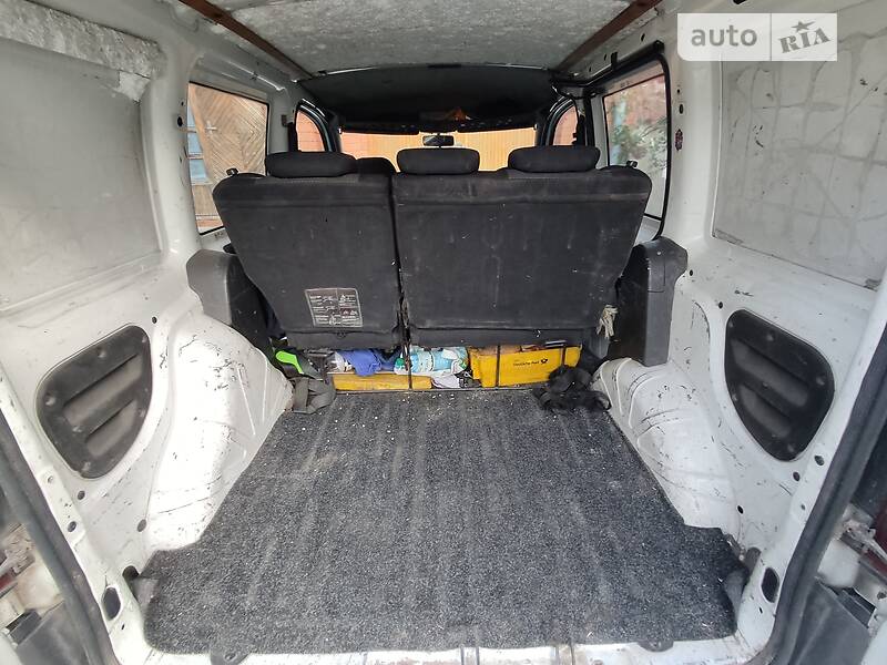 Универсал Fiat Doblo 2004 в Мукачево