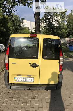 Универсал Fiat Doblo 2004 в Киеве