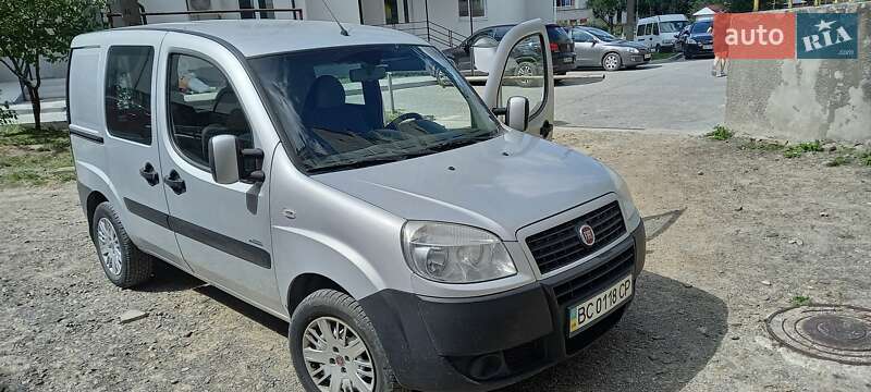 Минивэн Fiat Doblo 2007 в Новояворовске