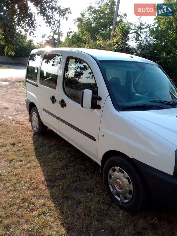 Минивэн Fiat Doblo 2005 в Гайвороне