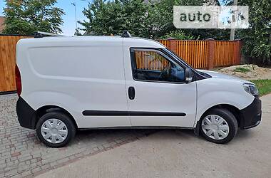 Вантажний фургон Fiat Doblo 2017 в Харкові