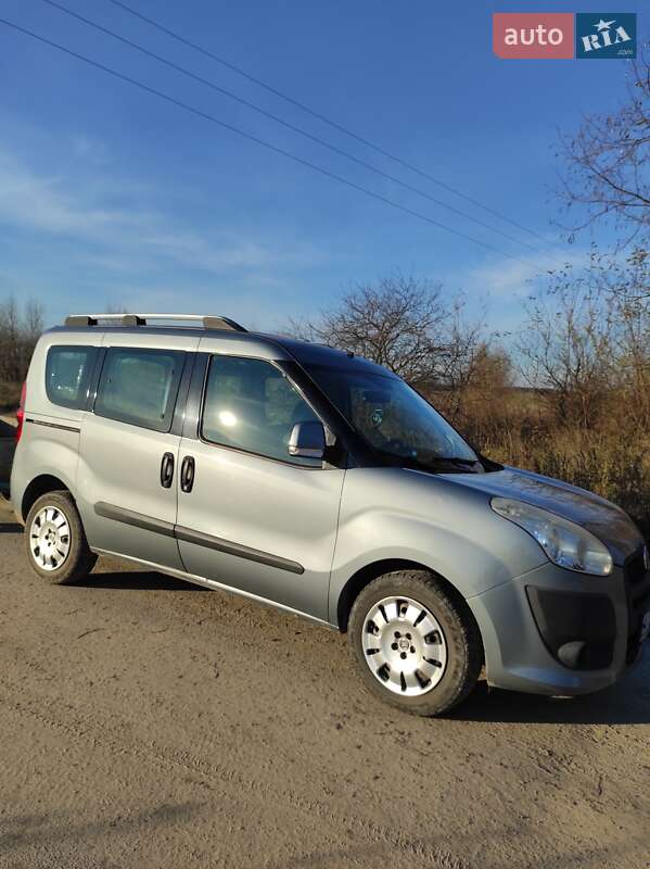 Fiat Doblo 2012