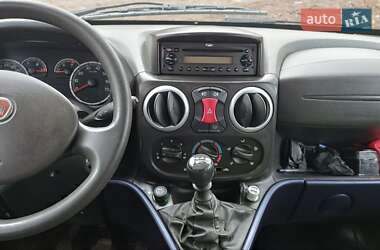 Минивэн Fiat Doblo 2009 в 
