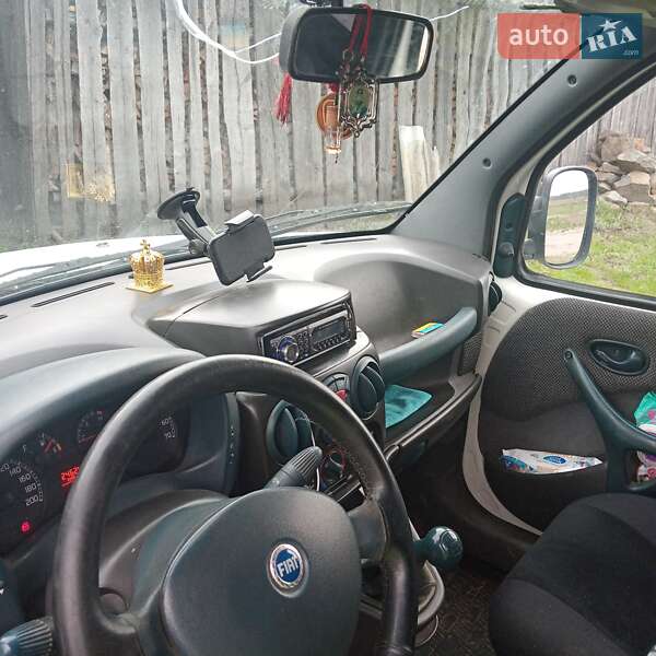 Минивэн Fiat Doblo 2004 в Сарнах