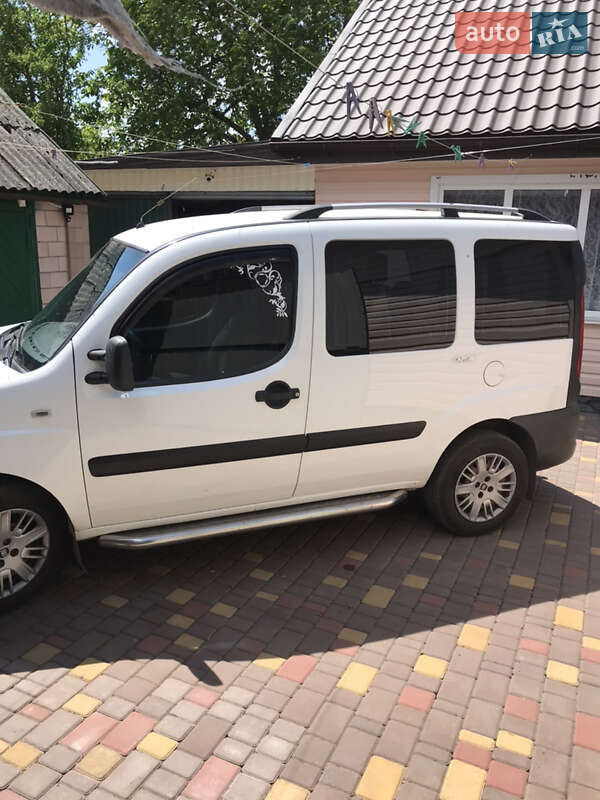 Универсал Fiat Doblo 2006 в Маньковке