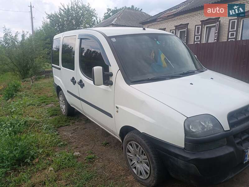 Минивэн Fiat Doblo 2005 в Изюме