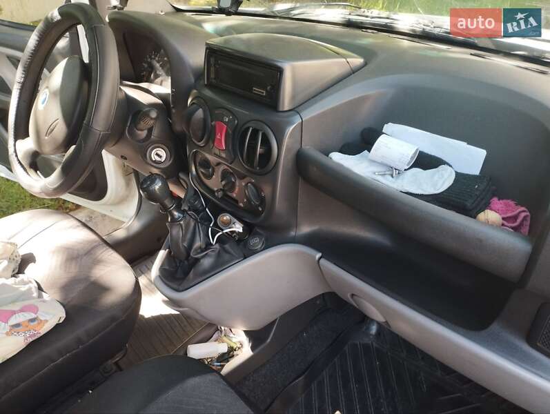 Мінівен Fiat Doblo 2006 в Рівному