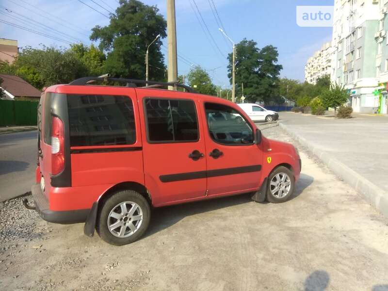 Минивэн Fiat Doblo 2006 в Полтаве