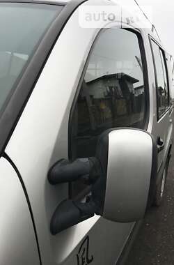 Минивэн Fiat Doblo 2005 в 