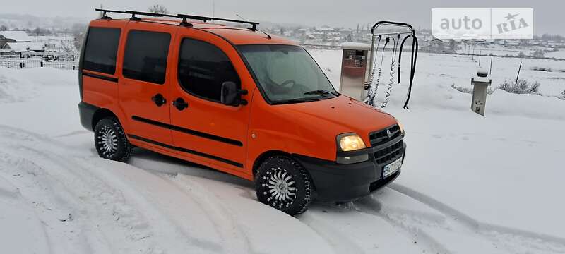 Минивэн Fiat Doblo 2003 в Шумске