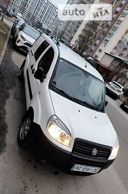 Вантажний фургон Fiat Doblo 2008 в Києві