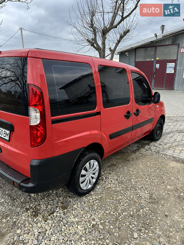 Минивэн Fiat Doblo 2007 в Снятине