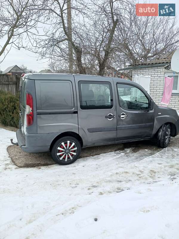 Минивэн Fiat Doblo 2007 в Звенигородке