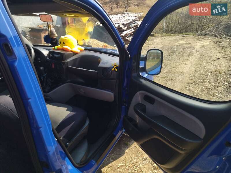 Минивэн Fiat Doblo 2007 в Черновцах