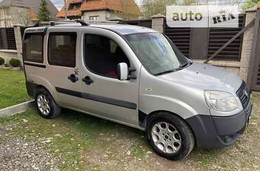 Минивэн Fiat Doblo 2005 в Хусте