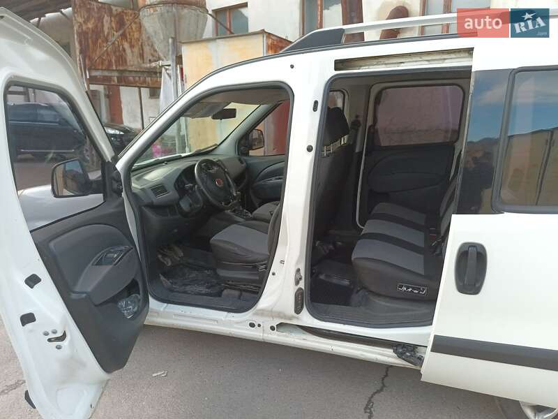 Мінівен Fiat Doblo 2011 в Рівному фото 7 Мінівен Fiat Doblo 2011 в Рівному