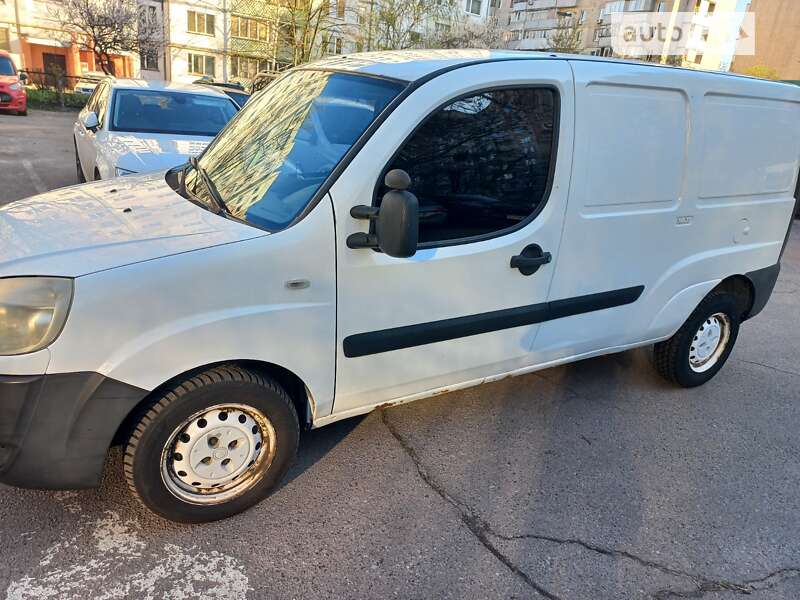 Грузовой фургон Fiat Doblo 2007 в Киеве