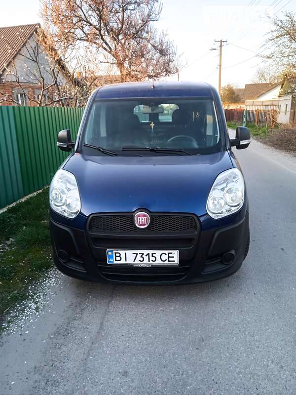 Fiat Doblo 2012