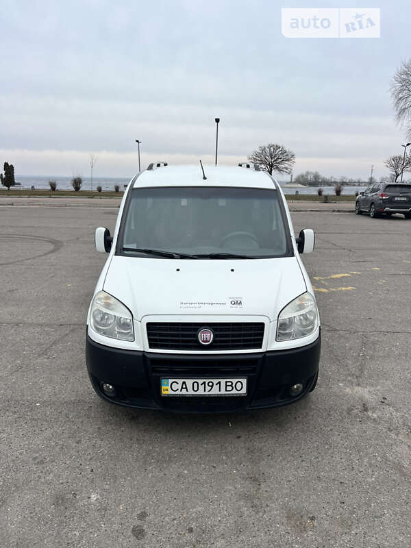 Минивэн Fiat Doblo 2009 в Черкассах