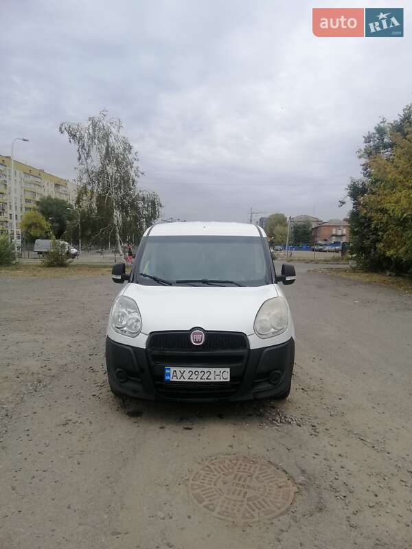 Fiat Doblo 2012