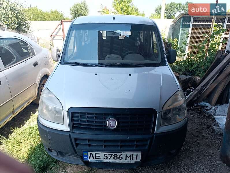 Fiat Doblo 2012