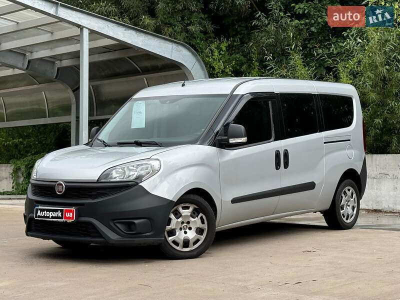 Мінівен Fiat Doblo 2017 в Києві