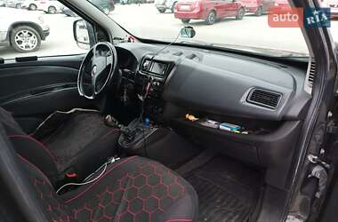 Минивэн Fiat Doblo 2010 в 