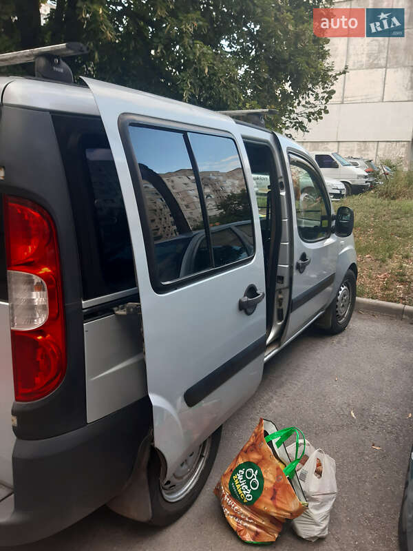 Минивэн Fiat Doblo 2012 в Чернигове